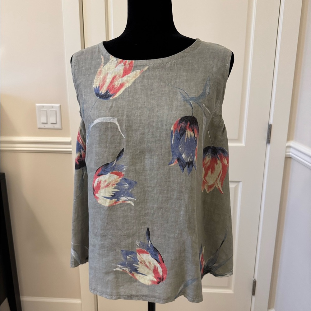 Floral Gray Women's Top